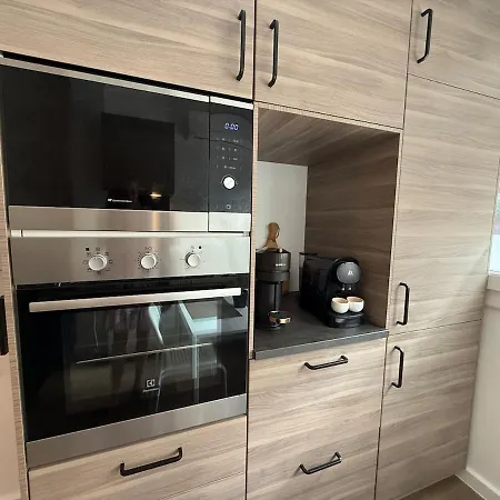 Large Very Close To La Croisette And Beaches