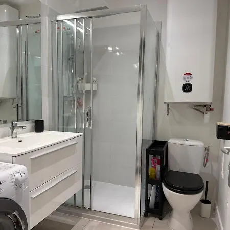 Large Very Close To La Croisette&beaches Cannes